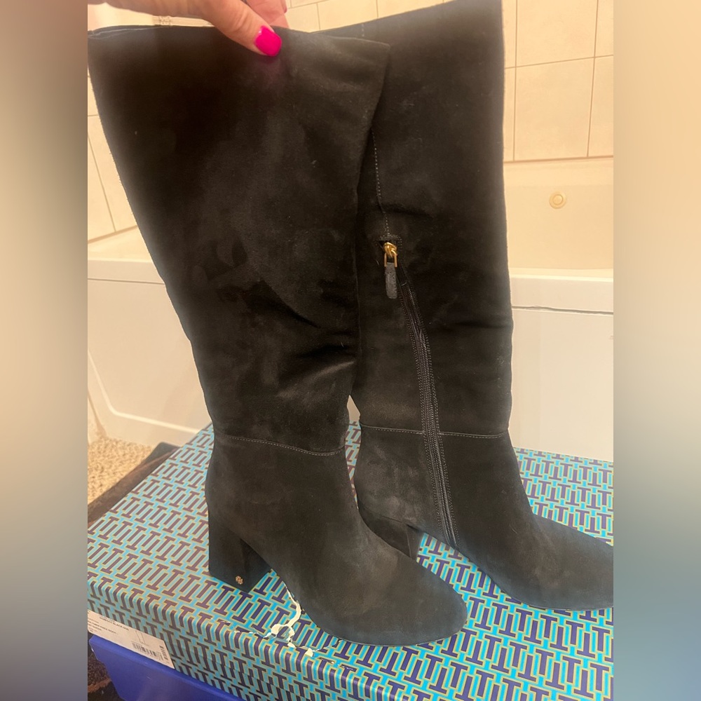 Tory Burch Kira Suede Boots size 11 w box